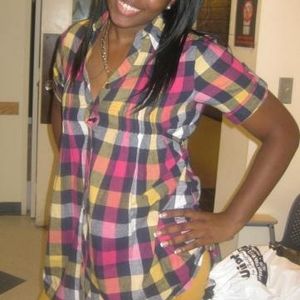 Profile Picture of Lena Robinson (@shonise18) on Myspace