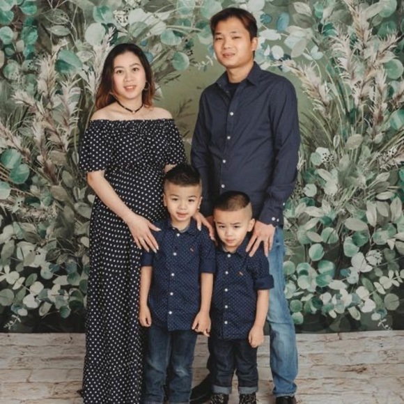 Profile Picture of Vuong Doan (@minhvuongsn1990) on Poshmark