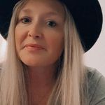 Profile Picture of Jen Rowland (@jenlrowland) on Instagram