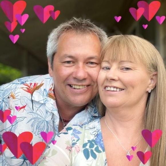 Profile Picture of Chez Chez (@chez_chez) on Poshmark