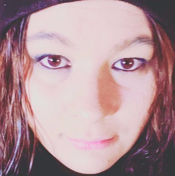 Profile Picture of Kelli Witt (@mrswitt) on Poshmark