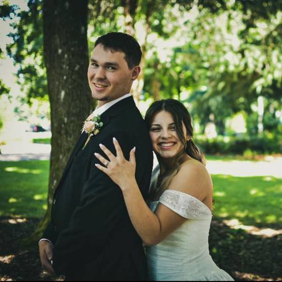 Amber Brault - Poshmark Profile Picture of Amber Brault (@amberpanduro13) on Poshmark