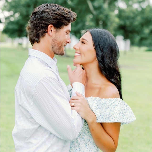 Profile Picture of Caylah Mckinnon (@caycay24) on Poshmark