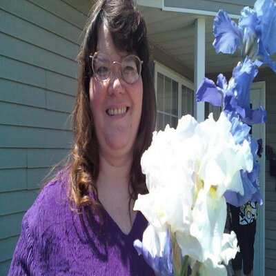 Profile Picture of Joy Stout (@greeneyes3743) on Twitter