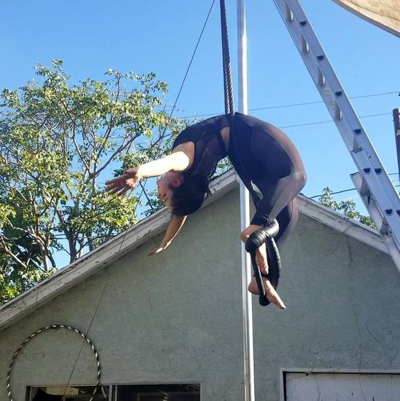 Profile Picture of Sammy Fabisch (@sammyfabisch) on Poshmark