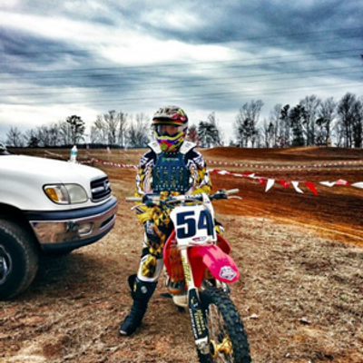 Profile Picture of Nicholas McIntyre (@thre6d) on Twitter