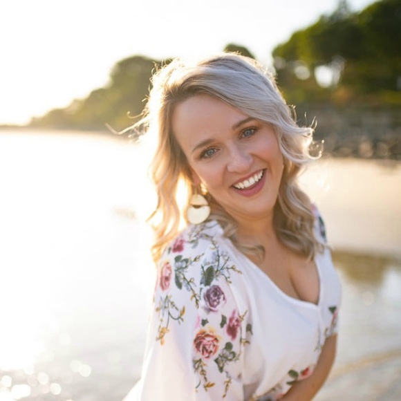 Profile Picture of Kirby Brown (@kirbyb518) on Poshmark