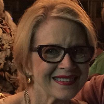 Profile Picture of Suzanne Sims Lee (@SuzanneSimsLee) on Twitter