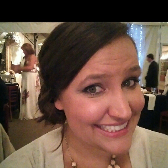 Profile Picture of Larissa Ferrill (@larissak) on Poshmark