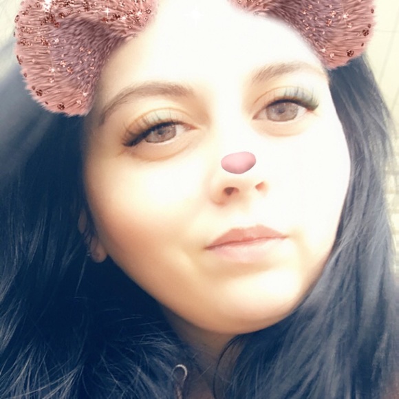 Profile Picture of Brandy Leisner (@brndypr) on Poshmark