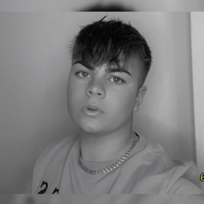 Profile Picture of Garry Lockley (@Garrylockleyy) on Twitter