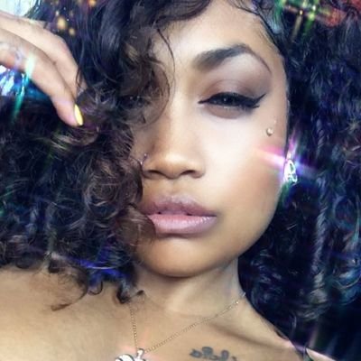 Profile Picture of Onlyfans.com/hennathegoddess (@HennasOnlyfans) on Twitter