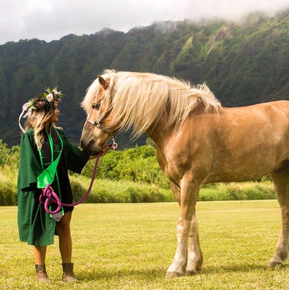 Profile Picture of Maya Boxler (@mayalb4) on Poshmark