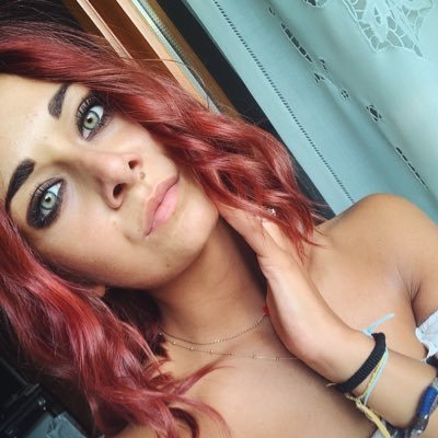 Profile Picture of Ginni ▲ (@dreaminpeterpan) on Twitter