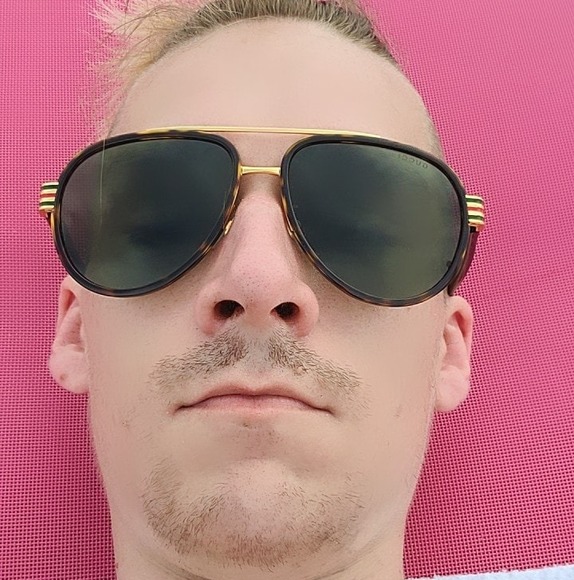 Profile Picture of Jordan Rayburn schaub (@jordandrayburn) on Poshmark