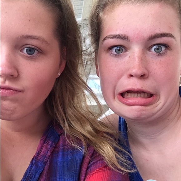 Profile Picture of Maddie Magaha (@maddiemagaha) on Poshmark