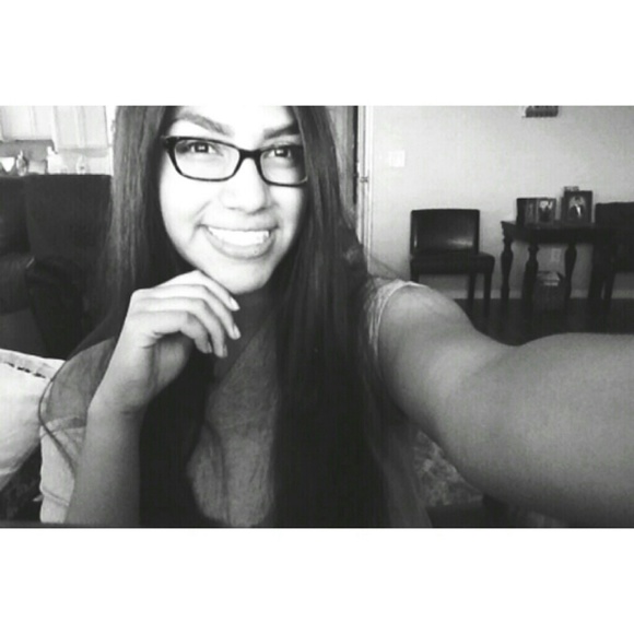 Profile Picture of Daisy Sanchez (@daisyms_51) on Poshmark