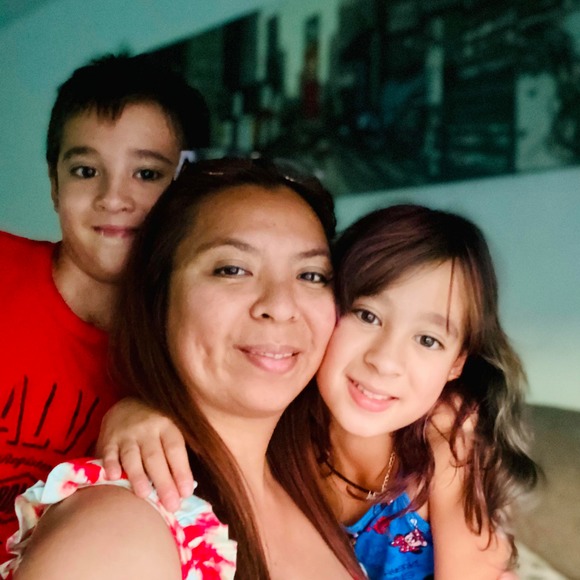 Profile Picture of Choiyet Ermino (@chayet28) on Poshmark