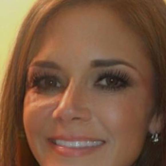 Profile Picture of Christine Wierzbicki (@cwierzbicki) on Poshmark