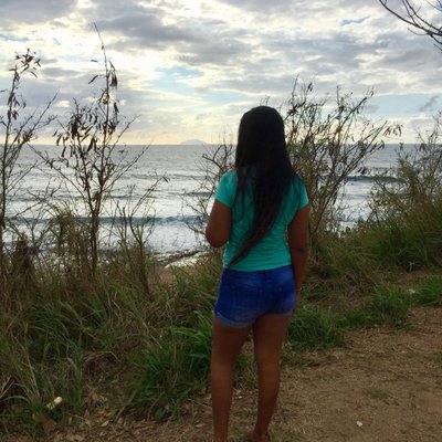 Profile Picture of Jesenia Marie Robles (@Jese_Marie) on Twitter