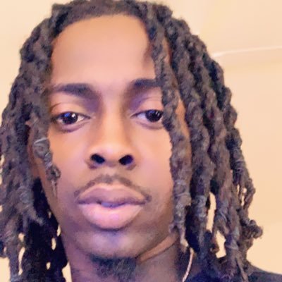 Profile Picture of Young Denzel (@BlizzyBlack) on Twitter