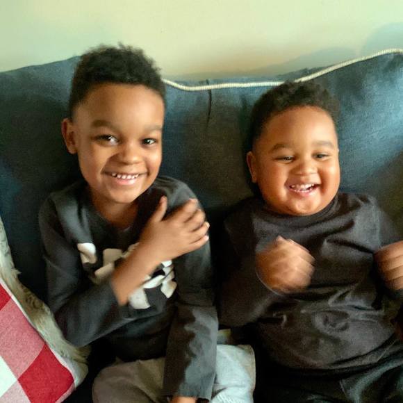 Profile Picture of Pamela Carela (@pcarela) on Poshmark