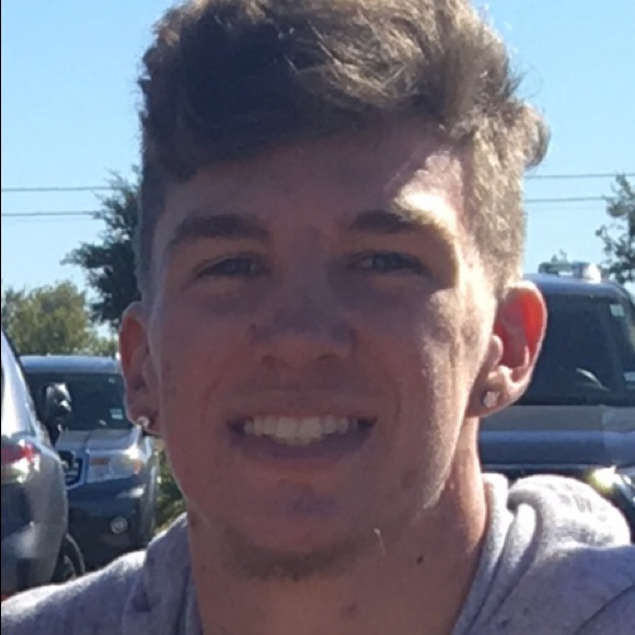 Profile Picture of Jeremy Drilling (@blancomuchacho) on Poshmark