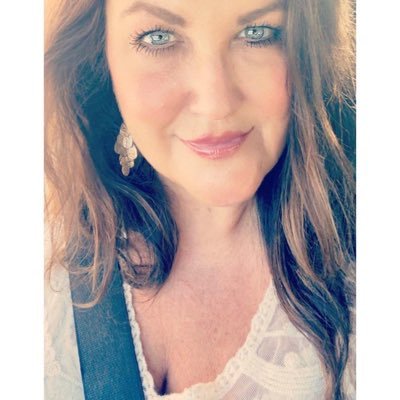 Tammy Stuart - Twitter Profile Picture of Tammy Stuart (@SOLDbySTUART) on Twitter