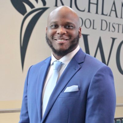 Profile Picture of Mr. D. Singleton (@DSingleton_DMS) on Twitter