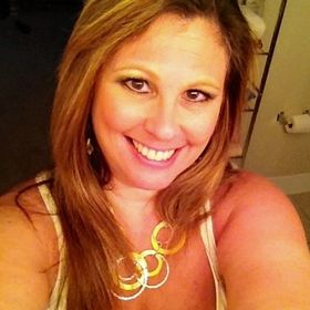 Profile Picture of Laurie Epstein Pawelski (@shae924) on Pinterest