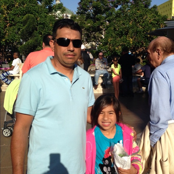 Profile Picture of Julio Jimenez (@julio1025) on Poshmark