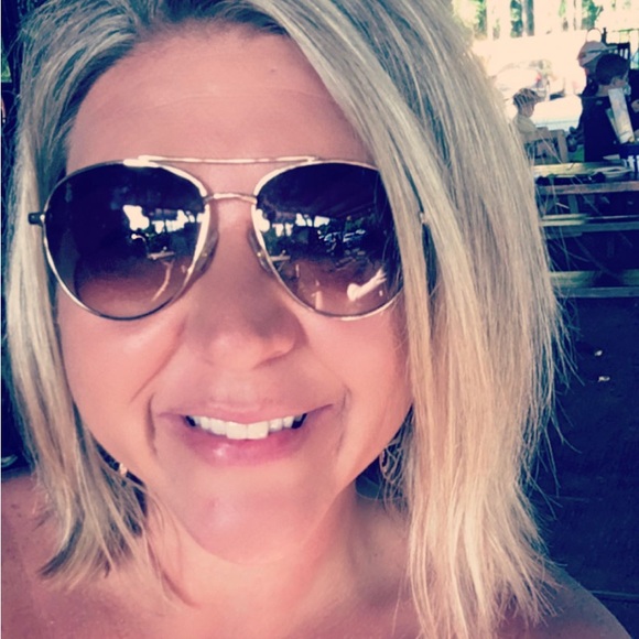 Profile Picture of Jaime Chretien (@itzmejaime) on Poshmark