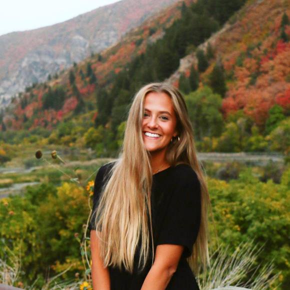 Profile Picture of Lanae Rowberry (@lanaeberry) on Poshmark