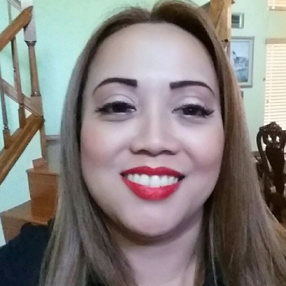 Profile Picture of Jinky Reynante (@jake1208) on Poshmark