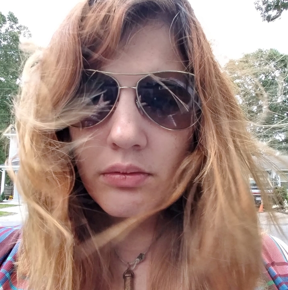 Sam Jyrkinen - Poshmark Profile Picture of Sam Jyrkinen (@sammiejeanlouis) on Poshmark