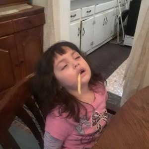 Profile Picture of Maddy & Karl (@KarlMaddy) on Twitter