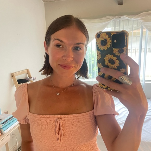 Profile Picture of Sydney Sandgren (@sydneysandgren) on Poshmark