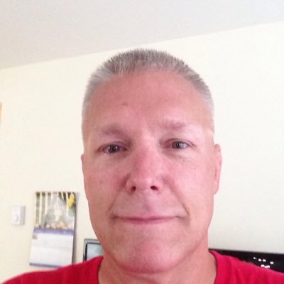 Profile Picture of Joseph E. Winrow (@joeywinrow) on Twitter