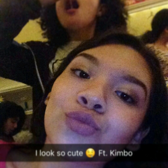 Profile Picture of Sofia Barrera (@sofia_barrera) on Poshmark