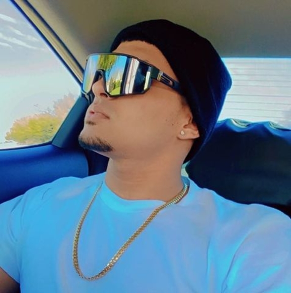 Profile Picture of Alejandro Cordova (@alejandrocor474) on Poshmark