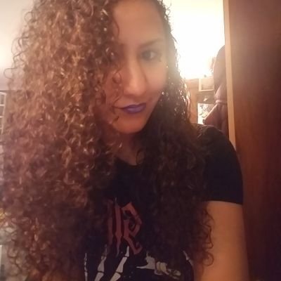 Profile Picture of Michelle Brewer (@michelle_denise) on Twitter