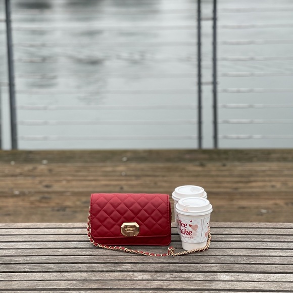 Profile Picture of Sandeep Sahota (@sandeepsahota23) on Poshmark