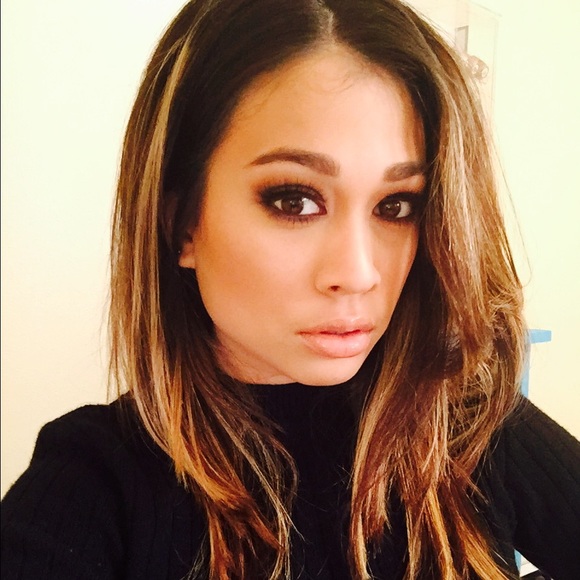 Profile Picture of Clarissa Gamboa (@clarissaodette) on Poshmark