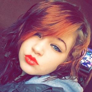 Profile Picture of Ashlee Himes (@xxkandiluv420xx) on Myspace