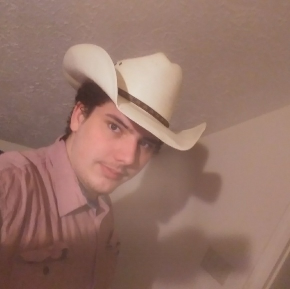 Profile Picture of Jim Layton (@jrlayton17) on Poshmark