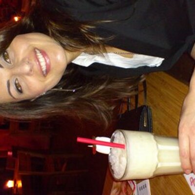 Vania Noel Varaschin - Twitter Profile Picture of Vania Noel Varaschin (@vaniavaraschin) on Twitter