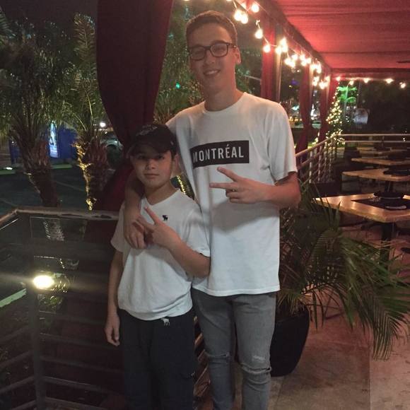 Profile Picture of Matt Benoit (@mattbenoit) on Poshmark