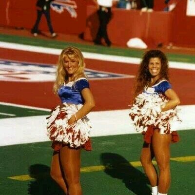 Profile Picture of Sandee Miller (@Sandee1138) on Twitter