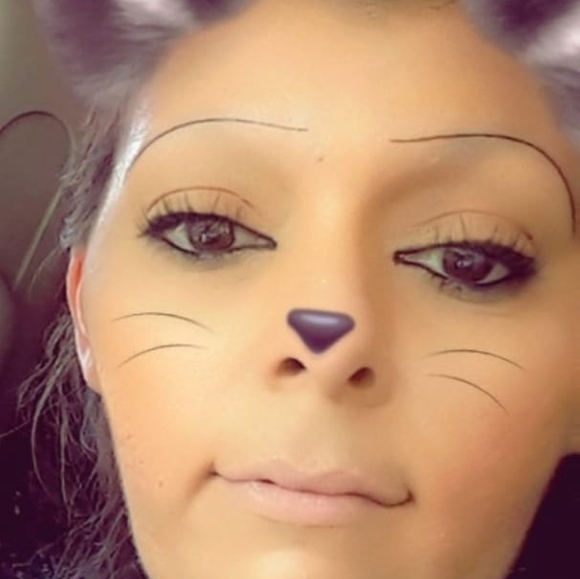 Profile Picture of Sandra Sandra (@sandyzepeda51) on Poshmark