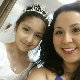 Profile Picture of Crystal Alcoser-Gonzales (@alcosergonzales) on Pinterest